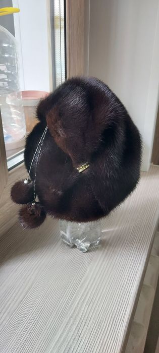 Шапка норковая коричневая