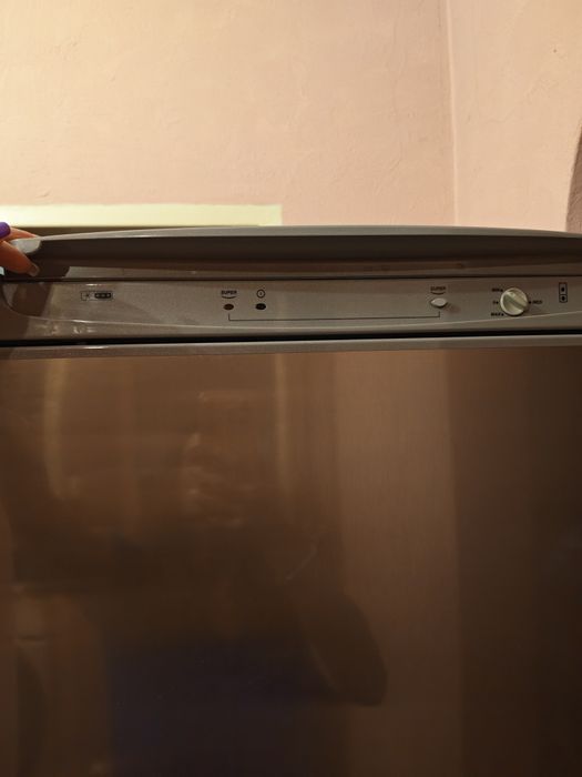Спешно продавам Хладилник фризер FAGOR