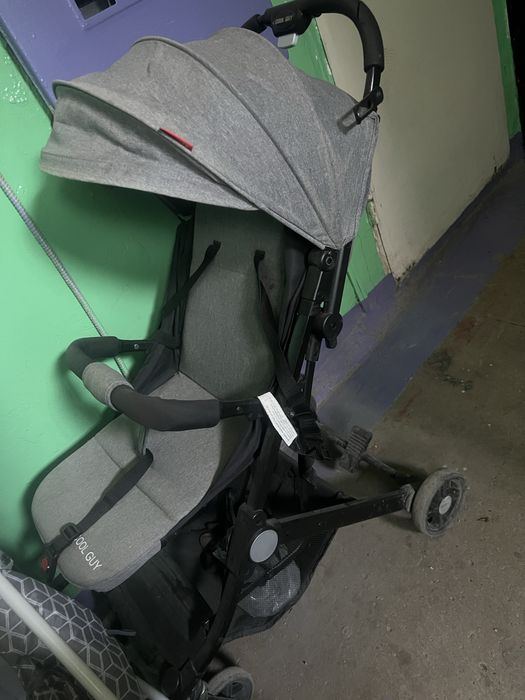 продам легкую коляску