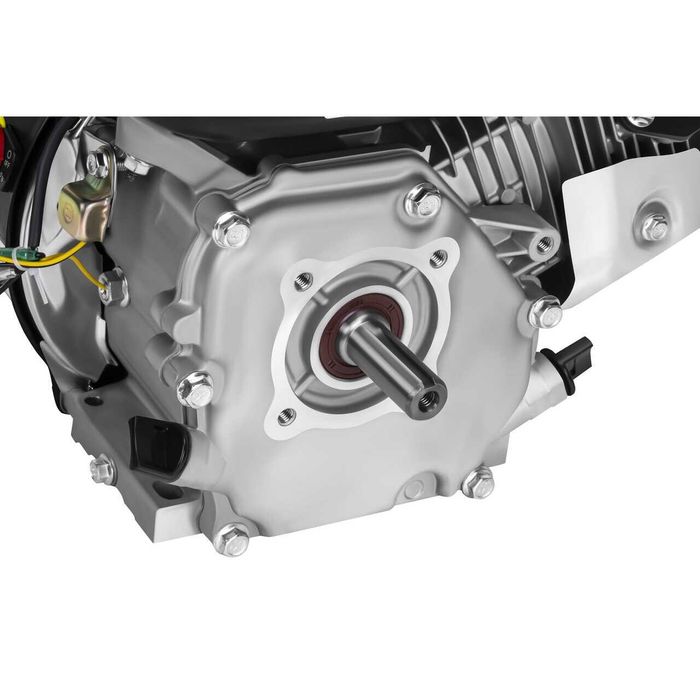 Motor uz general pe benzina in 4 timpi cu ardere interna, 7 CP, 210