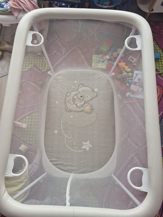 Кошара за игра до 3 години