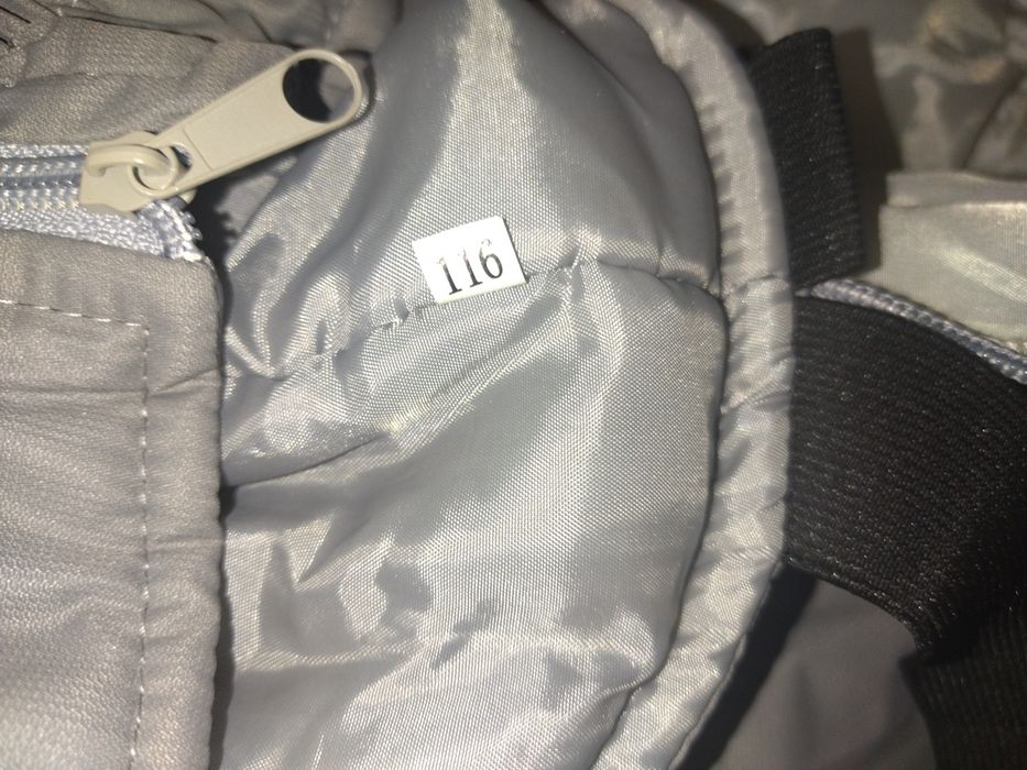 Комбинезоны  122 и 116 р