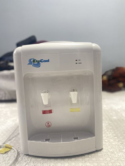 Диспенсер для воды 10.000тг