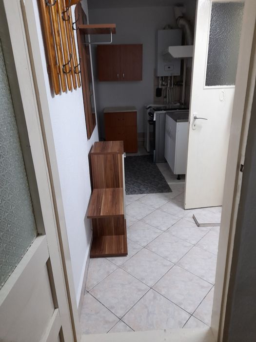 Vând apartament sau închiriez pe termen lung