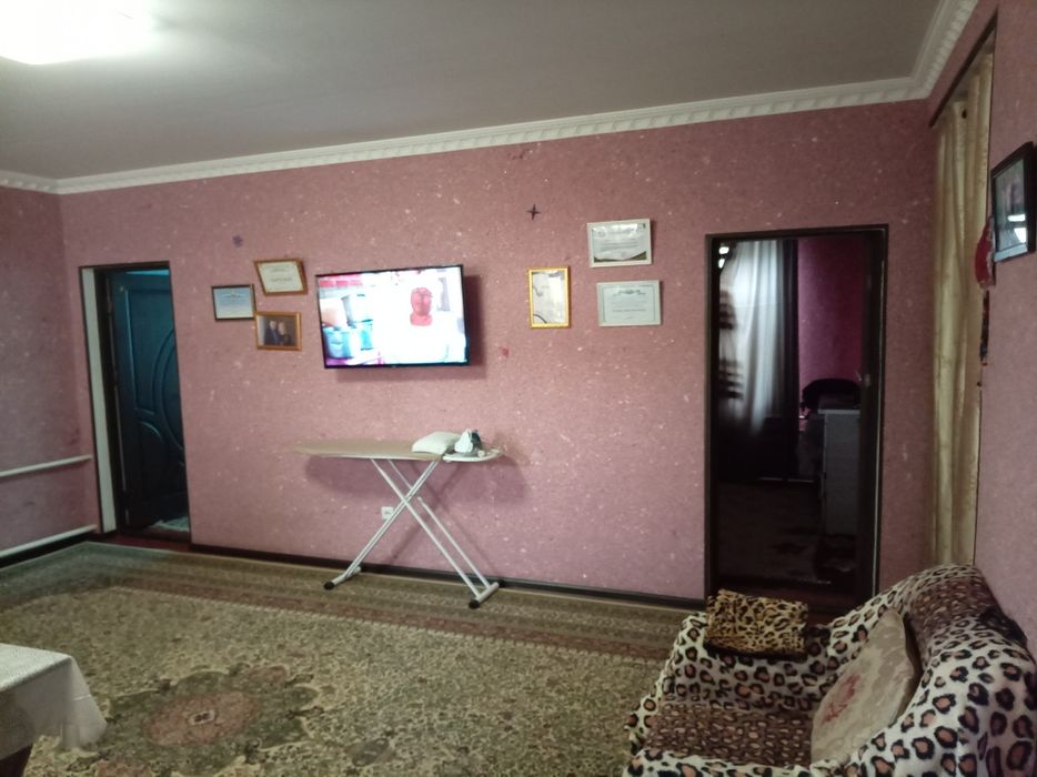 Беш болада жойлашган ховли уй сотилади