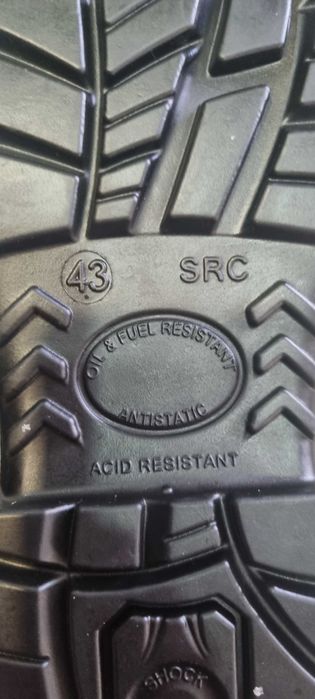 Зимни обувки кубинки