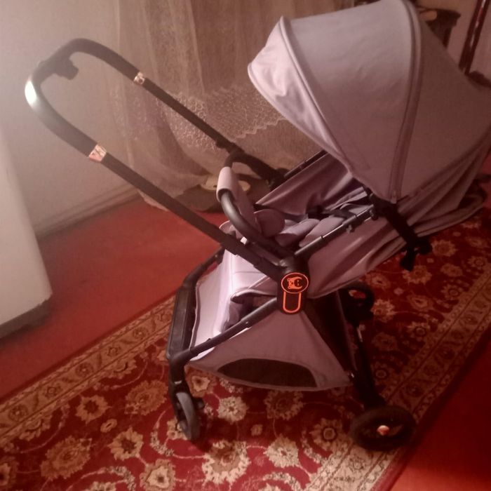 Коляска сатамын.