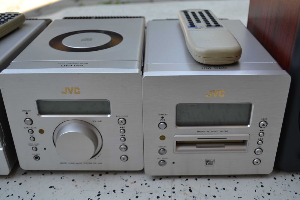 Minisistem JVC UXD 88 cu Boxe si Telecomanda