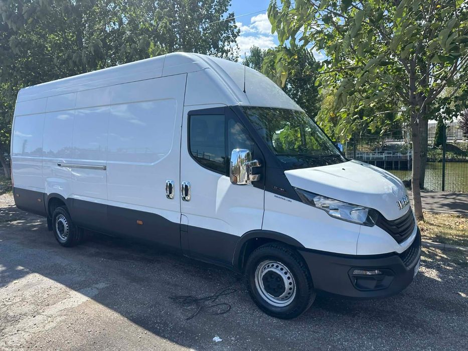 Iveco Daily 35-180 2022 3.0HPi 180 CP E6 6 trepte AC, cat. B recent adus Italia