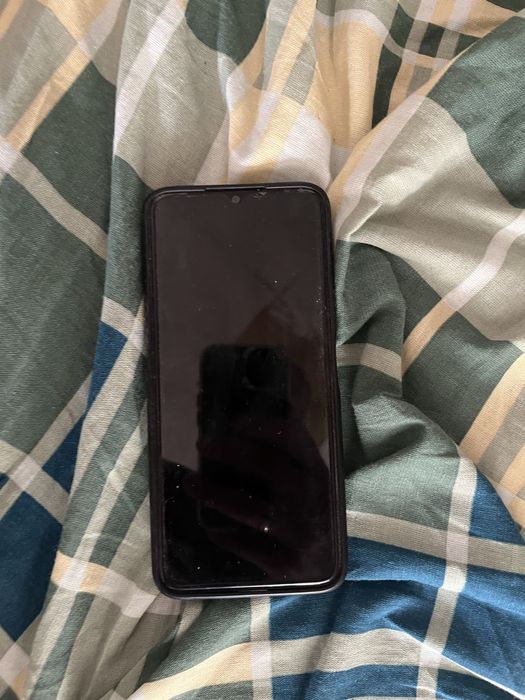 Продам телефон