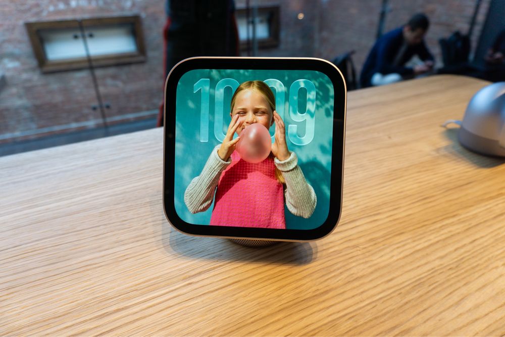 Apple HomeView NOU sigilat, din SUA – toate culorile