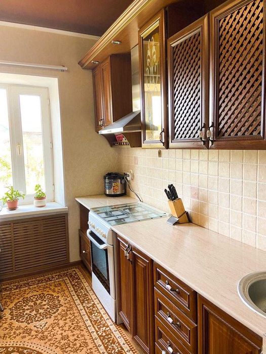 Продам 3 комн дом на ул. Маляров