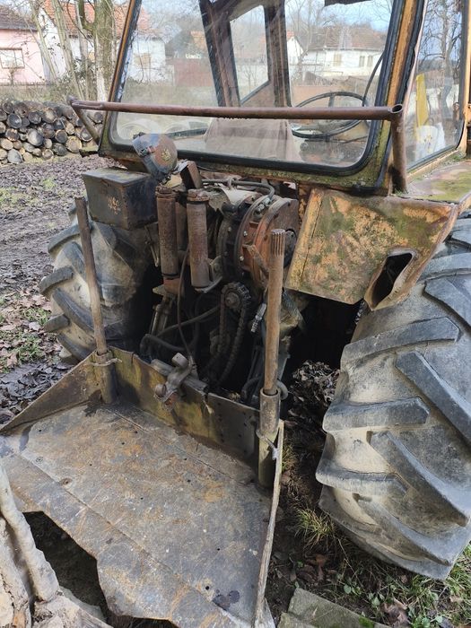 Vând utb 650 M forestier