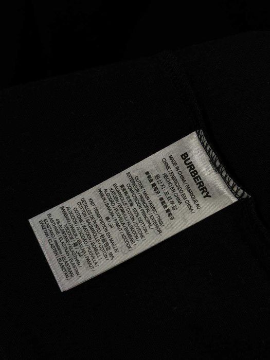 Tricou Burberry - Cod QR - Calitate Premium