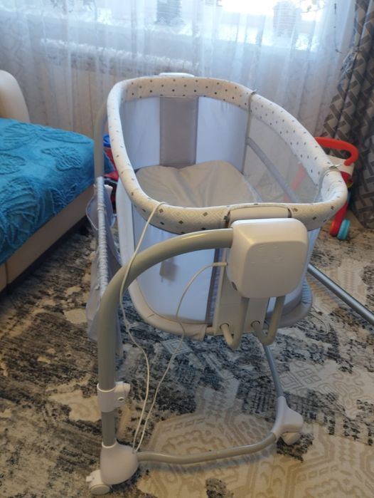 Кроватка для новорождённых