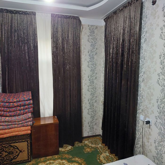 Кукон шахар Тошкентли Гузарда Зудлик билан катта ховли сотилади!