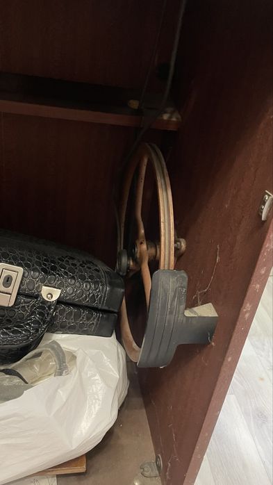 Швейная машинка тумба