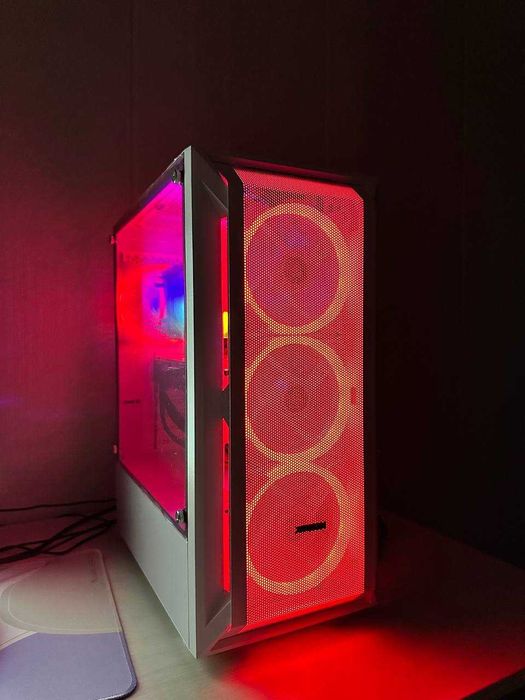 Игровой кейс 12 ядерный 24 поток/ Rx 580 8gb / ssd 500gb