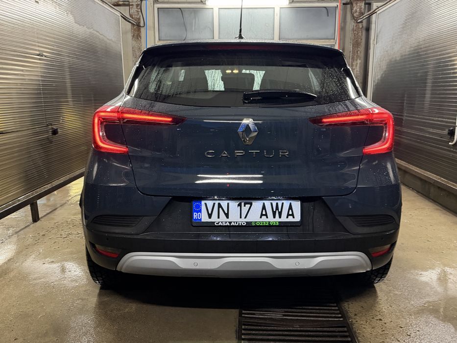 RENAULT Captur 2023 — imagine 4