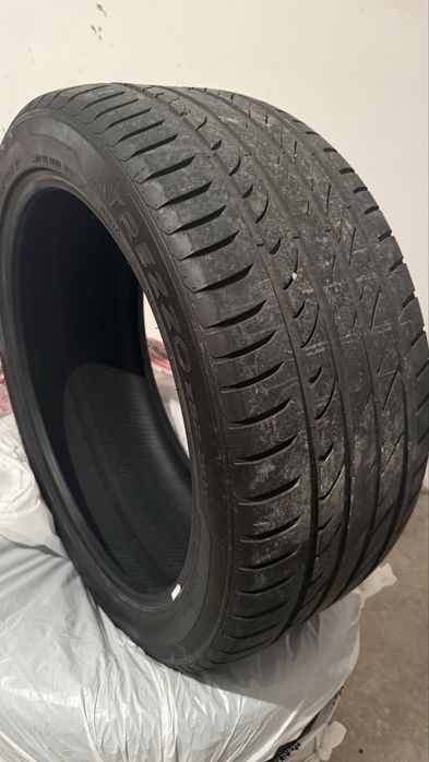 Продам шины летние 295/40/22