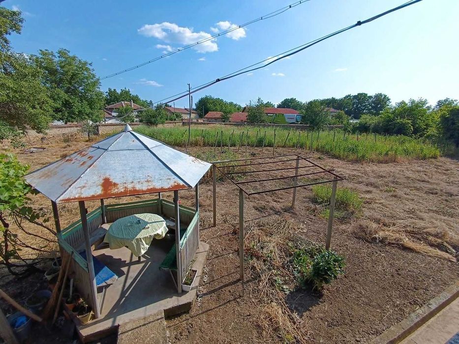 Продава се Къща в с. Иванча, Област Велико Търново - 200 кв.м за 141 €/кв.м - Снимка #14