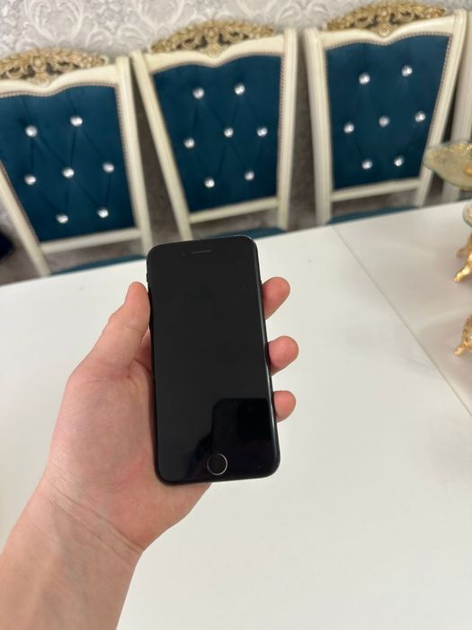 Айфон с сатылады торг жок