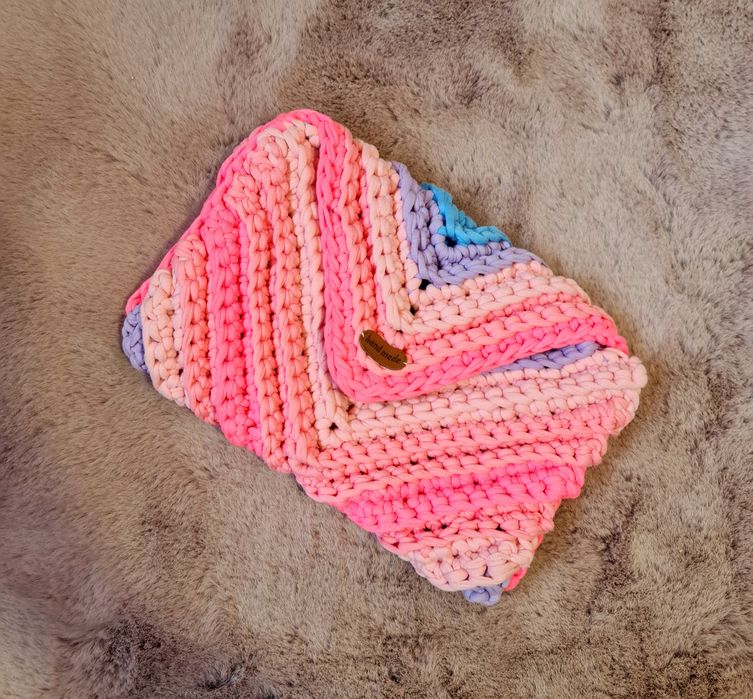 Дамски плетени чанти на една кука