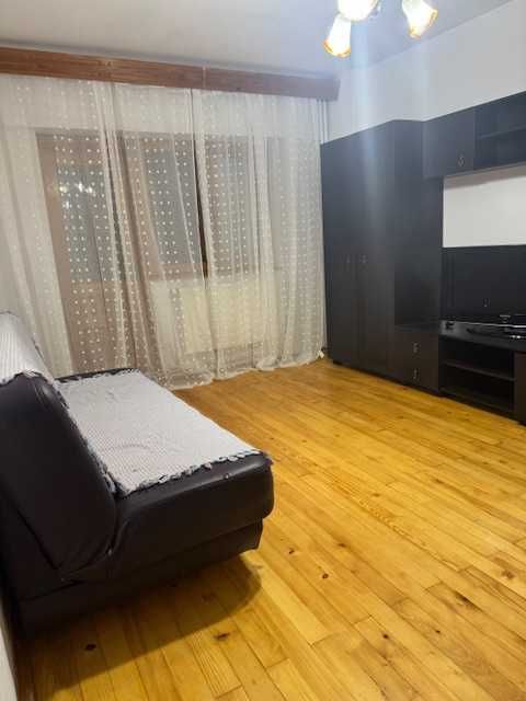 inchiriere apartament 2 camere decomandat ,Micro 3