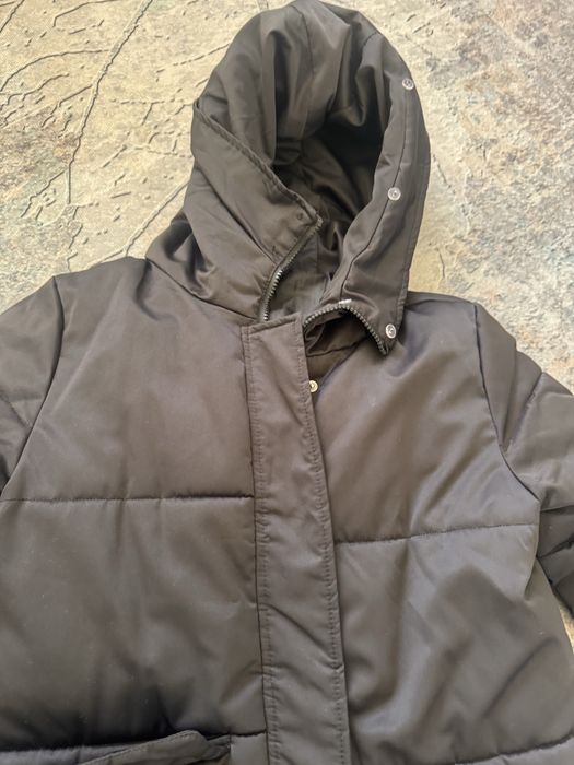 Продам Зимний куртка 3000 тенге