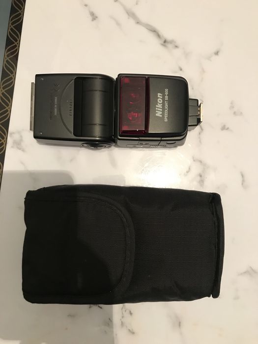 Продается Nikon D7000  в полном комплекте.