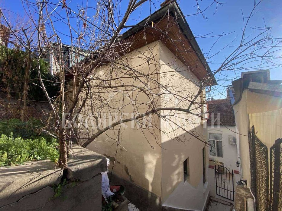 Продава се Къща в Велико Търново, Център - 84 кв.м за 316 €/кв.м - Снимка #3