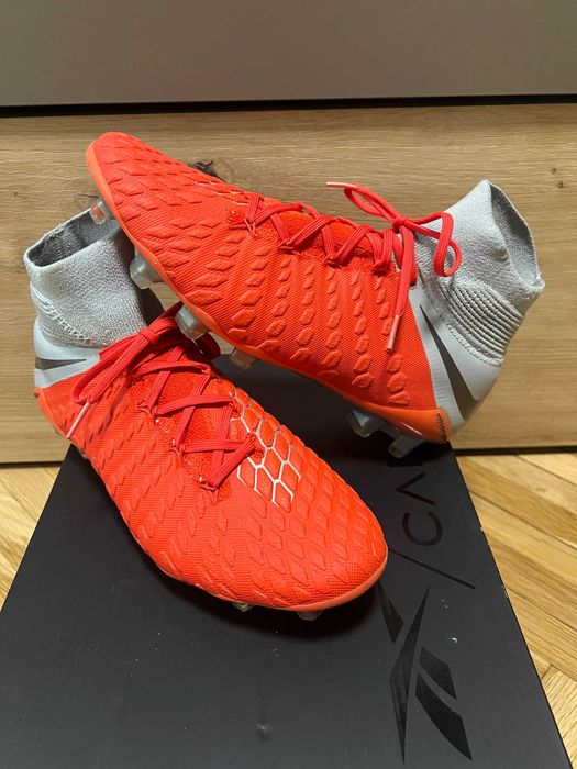 nike hypervenom PHANTOM 3 ACC бутонки ,калеври ,футболни обувки номер 41