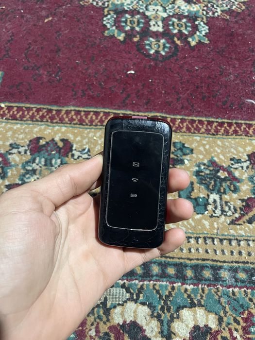 Telefon sotiladi lugushka