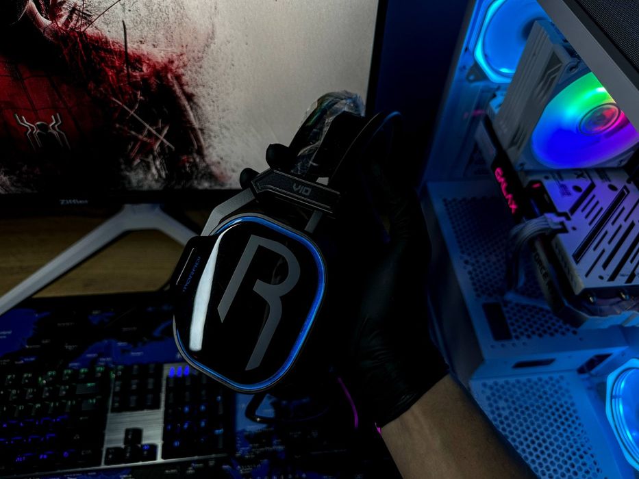 I5 14-AVLOD OR RANGDA kuchli to'plam komputer sotiladi