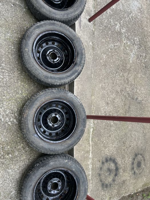 Vand jante tabla r14 peugeot partner cu anvelope michelin de vara