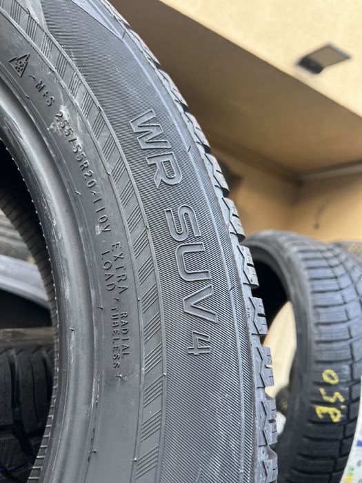 255 55 20 Nokian WR SUV 4 / Vulcanizare Non Stop