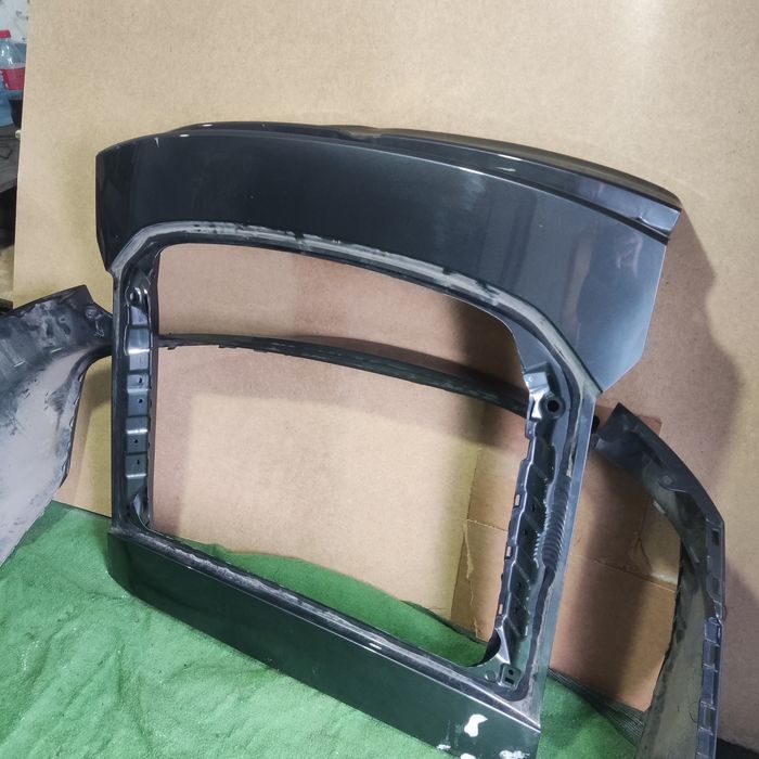 Крышка багажника uni-v changan