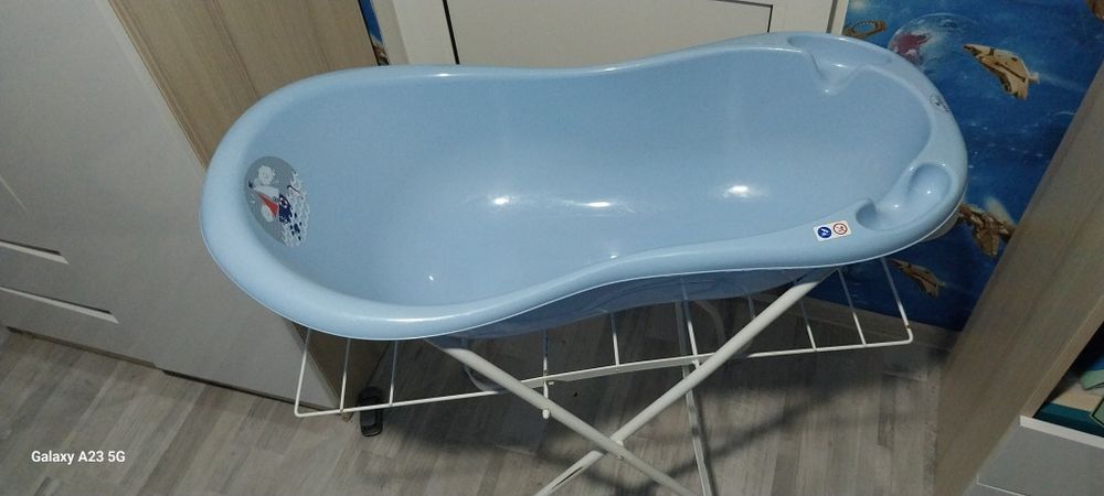 Ваничка със стойка