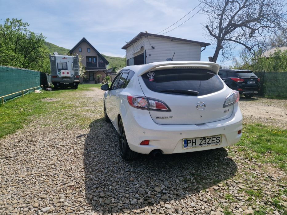 MAZDA 3 0 — imagine 5