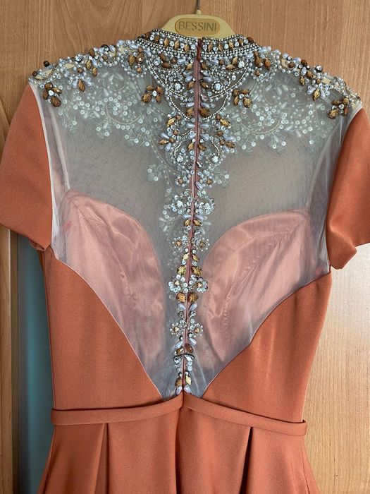 Платье миди вечернее