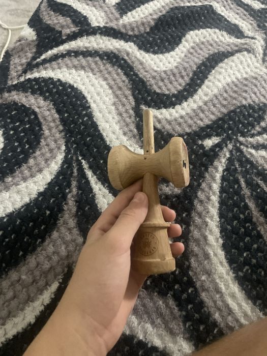 Ken semnat de Andrei Bogdan