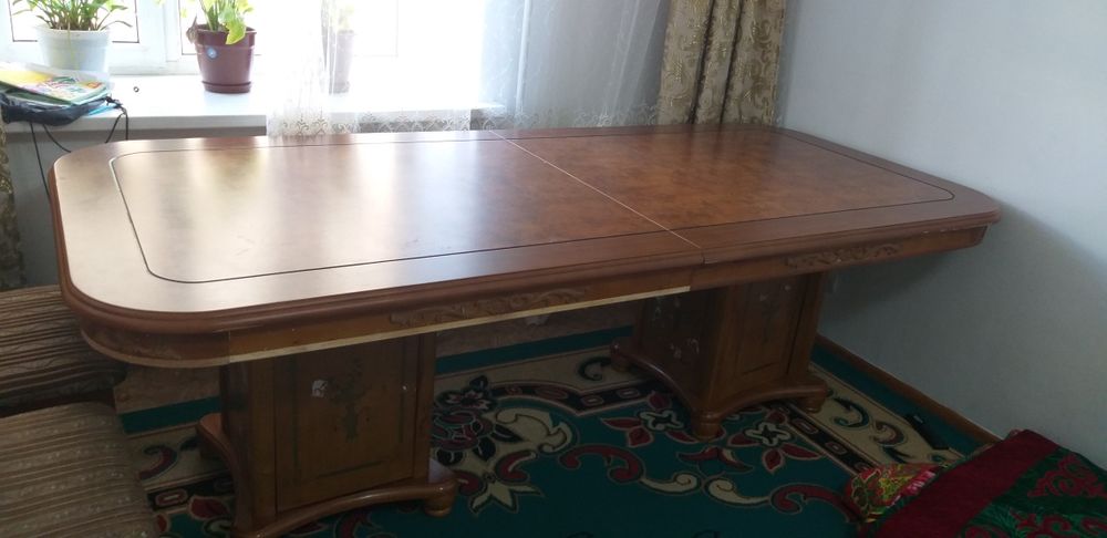 Срочно    стол продам!!!