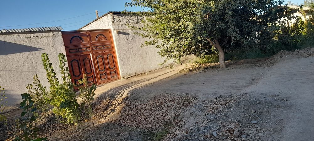 Хатирчи М.Улугбек ж/х "Фидокор" N398 хонадон 17 сотихли ховли