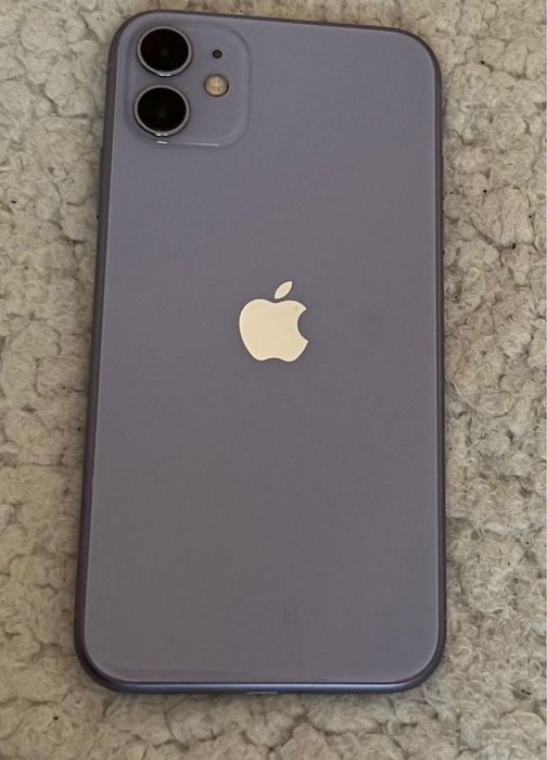 Продам айфон 12