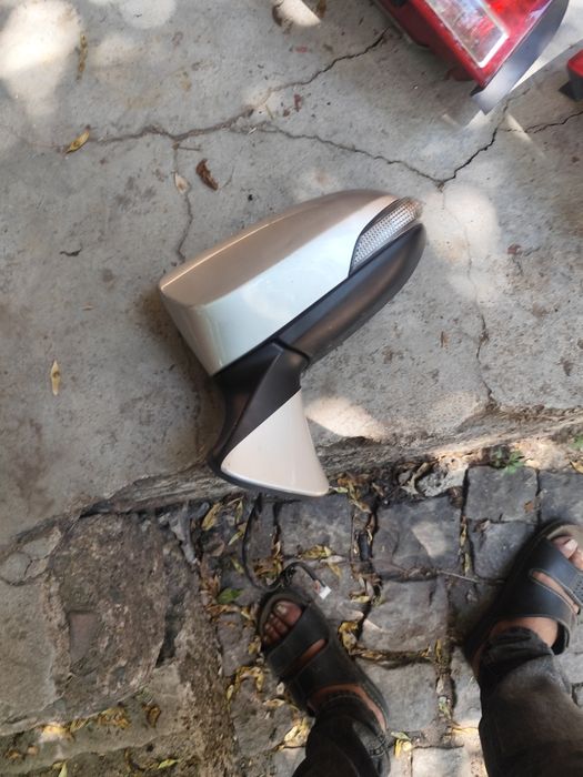 Ляво огледало за toyota verso и 2007 година и нагоре