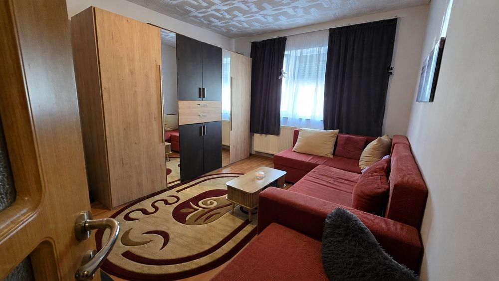 Apartament cu 2 camere de vanzare Iosia / Lapusului