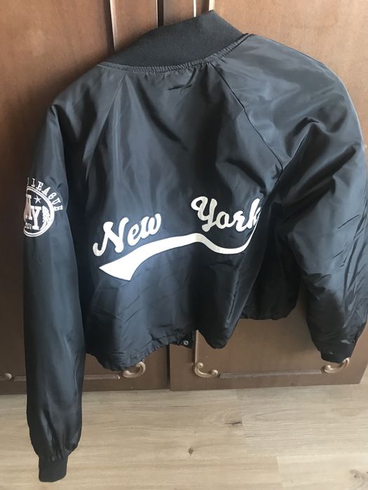 Дамско кожено яке