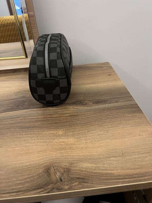 Louis Vuitton чанта