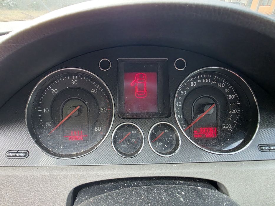 Vând Vw Passat 1.9 Tdi Defect 2006