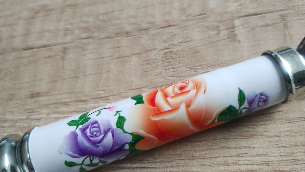 Нож за белене на плодове и зеленчуци, за лява ръка